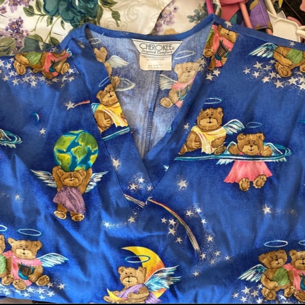 Scrub set